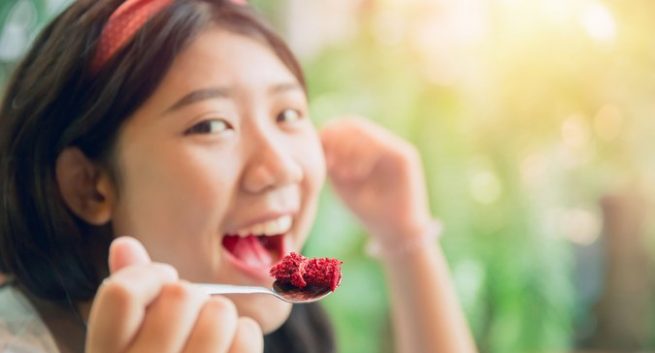 Expert diet tips for teenage boys and girls