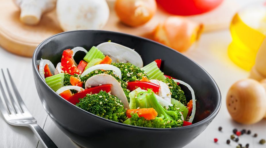 Raw green broccoli: Facts and health benefits