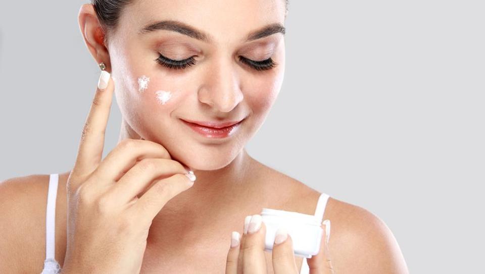 Effortless skin care and make-up hacks that every woman should know