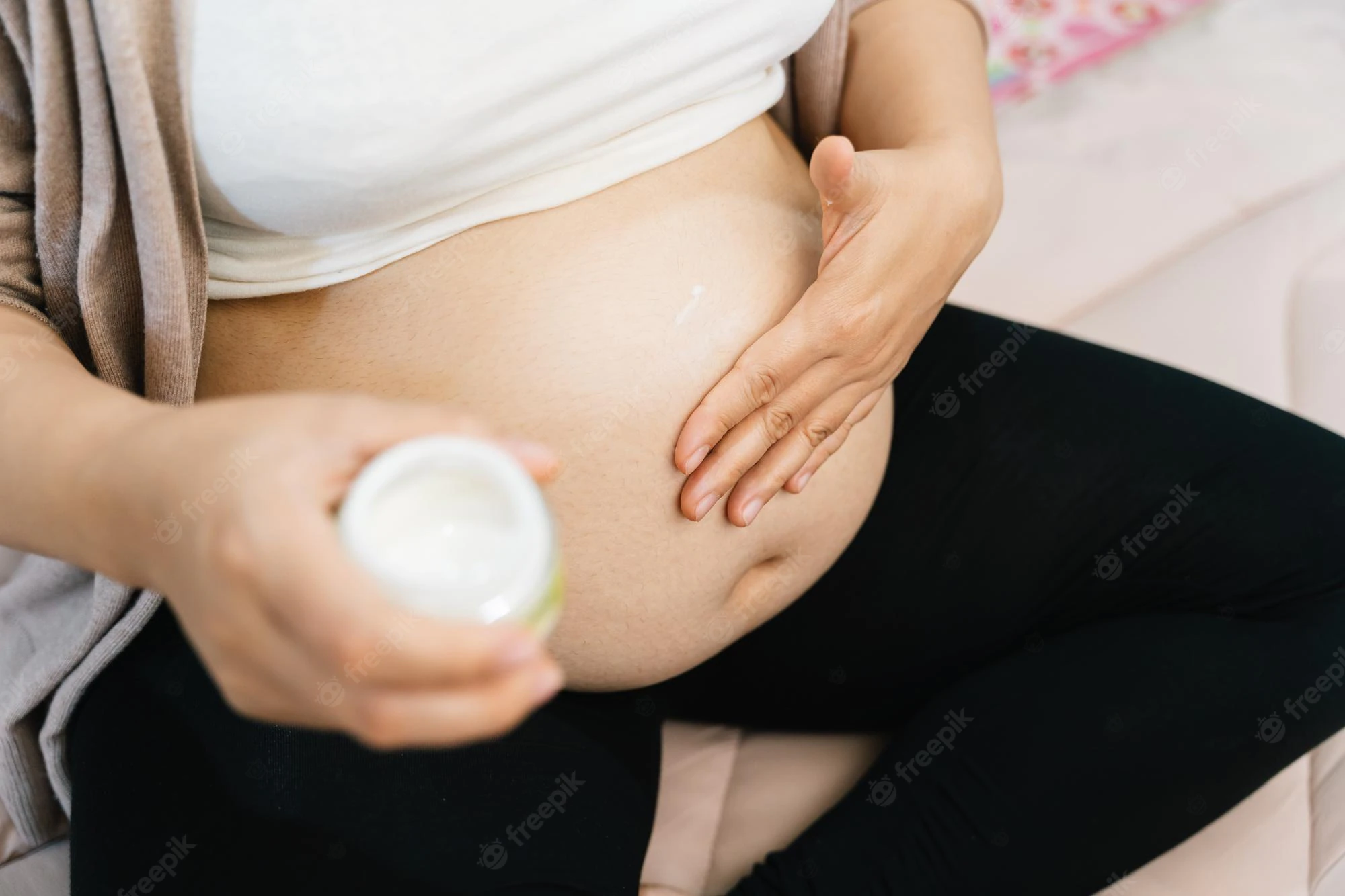 stretch marks vanishing cream