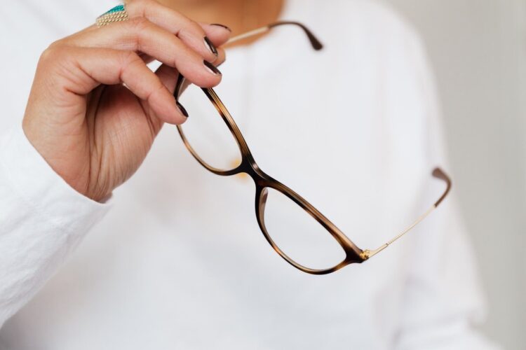The Significance of Refreshing the Solution for Your Eyeglasses