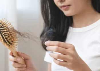 Understanding Hair Loss – Root Causes, Myths, and Facts