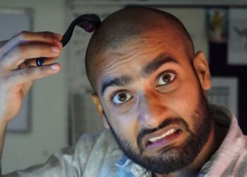 How to use Minoxidil and Dermaroller together?